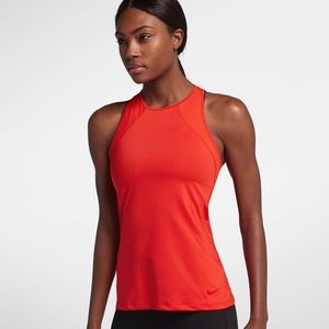 Nike Pro Hypercool Workout Top